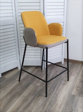 Полубарный стул NYX (H=65cm) VF106 желтый / VF120 серый М-City в Шадринске - shadrinsk.ok-mebel.com | фото 3