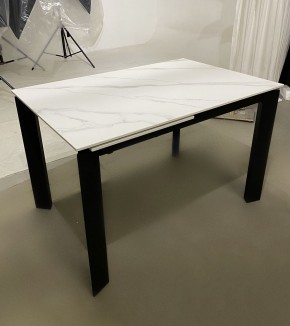 Стол CORNER 120 MATT WHITE MARBLE SOLID CERAMIC / BLACK, ®DISAUR в Шадринске - shadrinsk.ok-mebel.com | фото 2